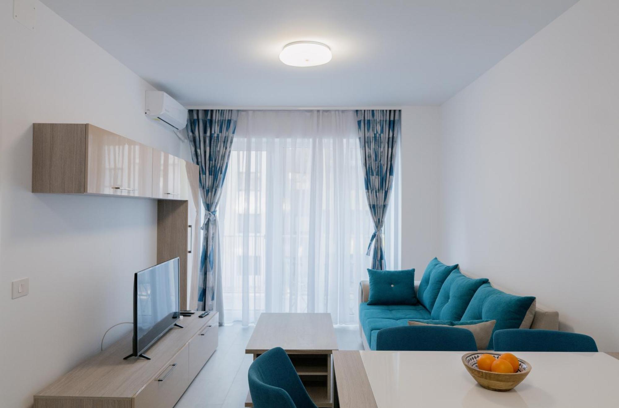 Royal Blue Property Oradea Exteriér fotografie