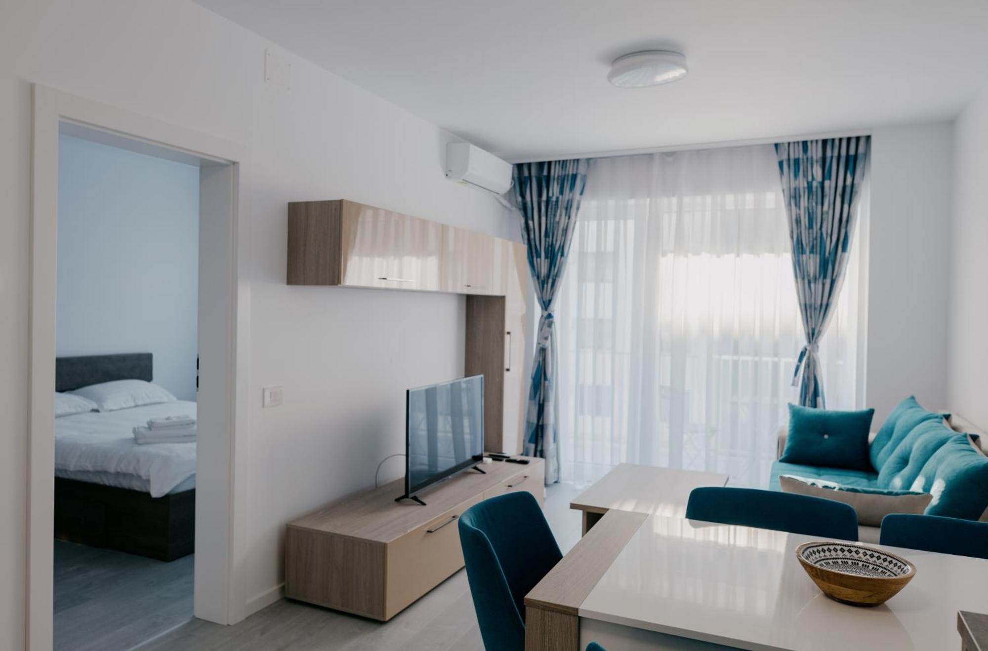 Royal Blue Property Oradea Exteriér fotografie